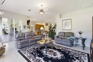 564 N Afterglow Cir, Crystal River, FL 34429 - Photo 10