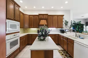 564 N Afterglow Cir, Crystal River, FL 34429 - Photo 6