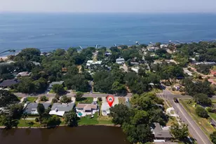 867 Pinellas Point Dr S, Saint Petersburg, FL 33705 - Photo 32