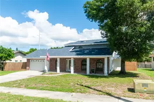 859 Pinewood Terrace W, Palm Harbor, FL 34683 - Photo 2