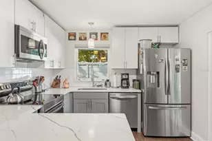1410 Vale Ct, Dunedin, FL 34698 - Photo 8