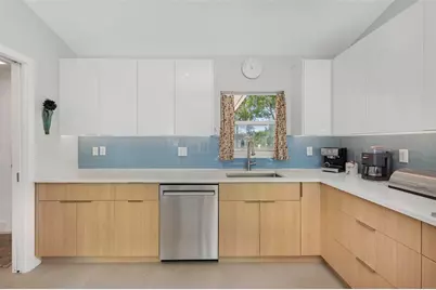 574 Belle Point Drive, Saint Pete Beach, FL 33706 - Photo 20
