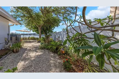 574 Belle Point Drive, Saint Pete Beach, FL 33706 - Photo 54