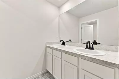 7951 Sail Clover Lane, Zephyrhills, FL 33540 - Photo 30
