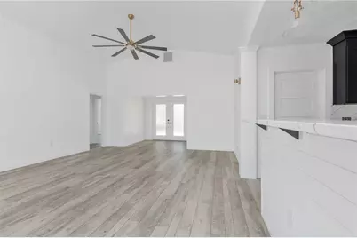 308 173rd Avenue E, North Redington Beach, FL 33708 - Photo 6