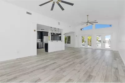 308 173rd Avenue E, North Redington Beach, FL 33708 - Photo 4
