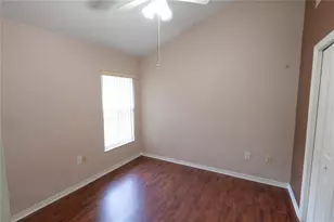 16505 Lake Heather Dr, Tampa, FL 33618 - Photo 14