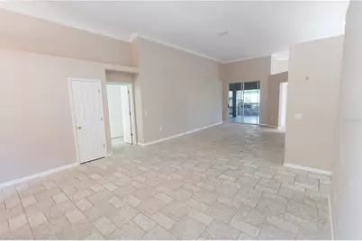 16505 Lake Heather Drive, Tampa, FL 33618 - Photo 10