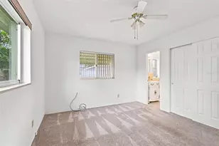 2101 Winchester Rd N, Saint Petersburg, FL 33710 - Photo 36