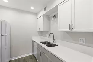 350 79th Ave N, Saint Petersburg, FL 33702 - Photo 6