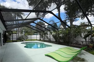 1339 Royal Palm Dr S, Saint Petersburg, FL 33707 - Photo 14