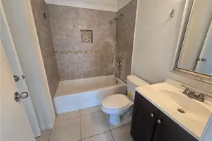 8636 Mallard Reserve Dr, Tampa, FL 33614 - Photo 36