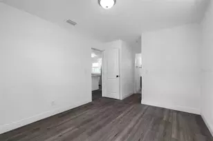 1409 College Park Ln, Tampa, FL 33612 - Photo 24