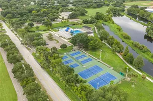8068 28th Ave N, Saint Petersburg, FL 33710 - Photo 2