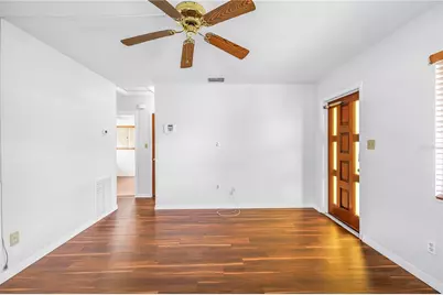 8068 28th Avenue N, Saint Petersburg, FL 33710 - Photo 6