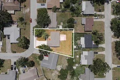 7504 N Sanibel Circle, Temple Terrace, FL 33637 - Photo 12