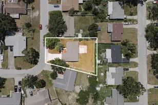 7504 N Sanibel Cir, Temple Terrace, FL 33637 - Photo 12