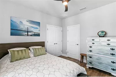 268 8th Street N, Saint Petersburg, FL 33701 - Photo 22
