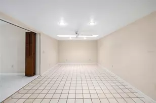 14225 Cypress Cir, Tampa, FL 33618 - Photo 24