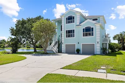 2106 Pelican Court, Tarpon Springs, FL 34689 - Photo 4