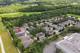 5519 Kinglethill Dr, Lithia, FL 33547 - Photo 2