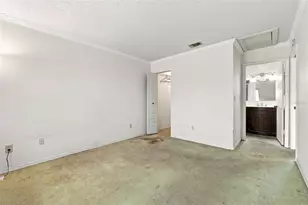 2202 Highclere Cir, Sun City Center, FL 33573 - Photo 16