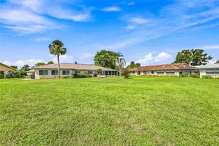 2202 Highclere Cir, Sun City Center, FL 33573 - Photo 24