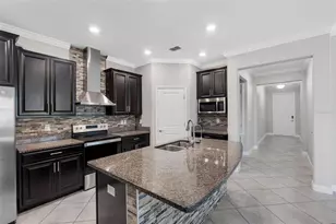 9730 Ivory Dr, Ruskin, FL 33573 - Photo 30