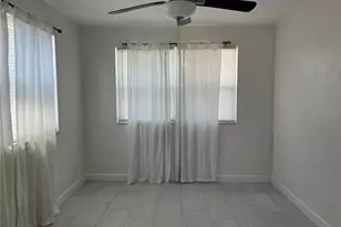 2727 17th St N, Saint Petersburg, FL 33713 - Photo 8