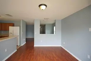 8532 Edgewater Pl Blvd, Tampa, FL 33615 - Photo 6