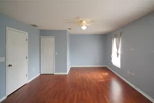 8532 Edgewater Pl Blvd, Tampa, FL 33615 - Photo 18