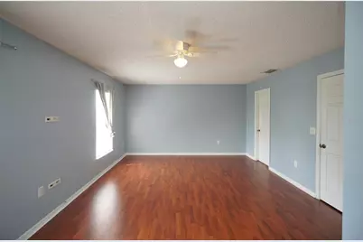 8532 Edgewater Place Boulevard, Tampa, FL 33615 - Photo 14