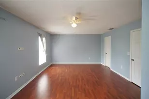 8532 Edgewater Pl Blvd, Tampa, FL 33615 - Photo 14