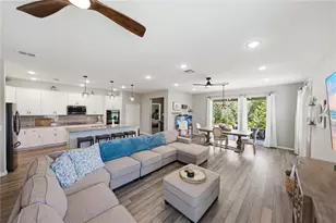 8170 Nordica Rd, Weeki Wachee, FL 34613 - Photo 12