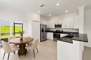 36536 Well Hill Wy, Zephyrhills, FL 33541 - Photo 8