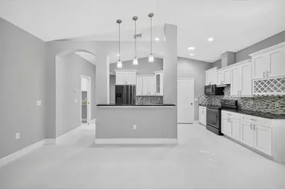 8914 N Lynn Avenue, Tampa, FL 33604 - Photo 32