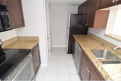 10200 Gandy Boulevard N #334, Saint Petersburg, FL 33702 - Photo 8