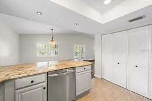 4675 Chancellor Cir NE, Saint Petersburg, FL 33703 - Photo 32