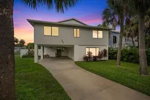 4675 Chancellor Cir NE, Saint Petersburg, FL 33703 - Photo 2
