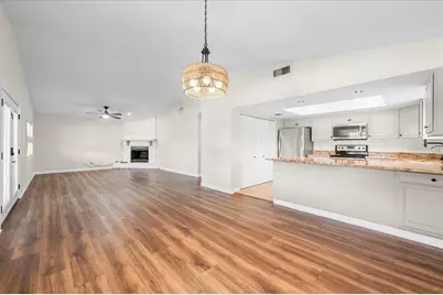 4675 Chancellor Circle NE, Saint Petersburg, FL 33703 - Photo 22