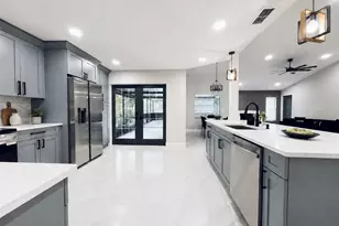 12111 Wildbrook Dr, Riverview, FL 33569 - Photo 10