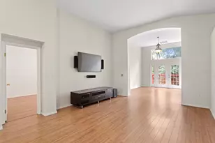 10420 Springrose Dr, Tampa, FL 33626 - Photo 10
