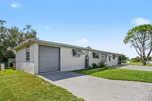 4506 86th St W, Bradenton, FL 34210 - Photo 2