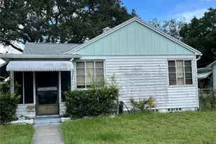 795 47th Ave N, Saint Petersburg, FL 33703 - Photo 1