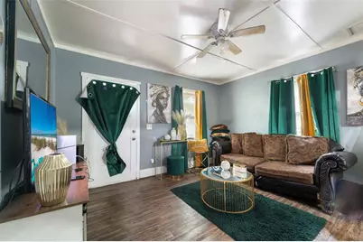1535 Preston Street S, Saint Petersburg, FL 33712 - Photo 4