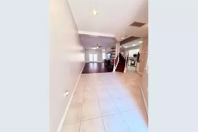 10432 La Mirage Court, Tampa, FL 33615 - Photo 4
