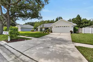 15118 Naturewalk Dr, Tampa, FL 33624 - Photo 4