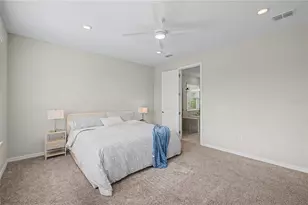 10938 Fieldstone Dr, Palmetto, FL 34221 - Photo 8