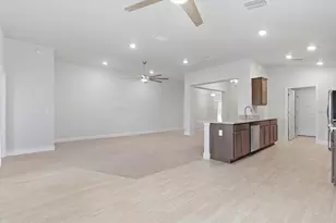 336 W Rexford Dr, Beverly Hills, FL 34465 - Photo 6