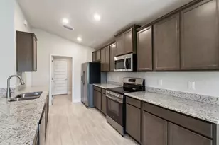 336 W Rexford Dr, Beverly Hills, FL 34465 - Photo 10